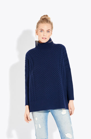 Le Square (Final Sale) – Navy
