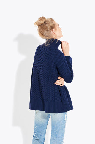 Le Square (Final Sale) – Navy