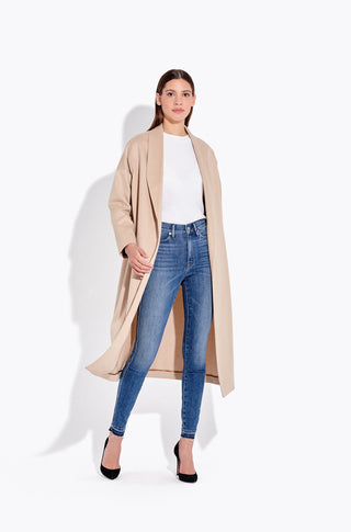 The Robe – Champagne