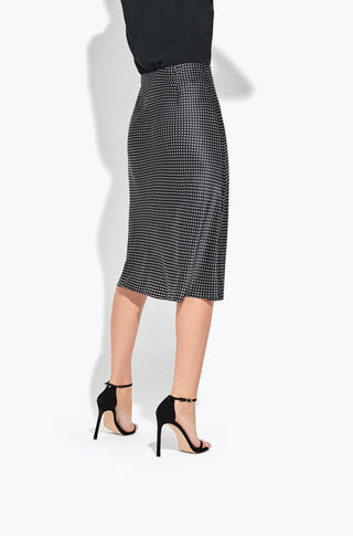 The Tile – Black white dot