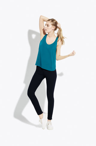 The Scoopneck Tank – Ceynote